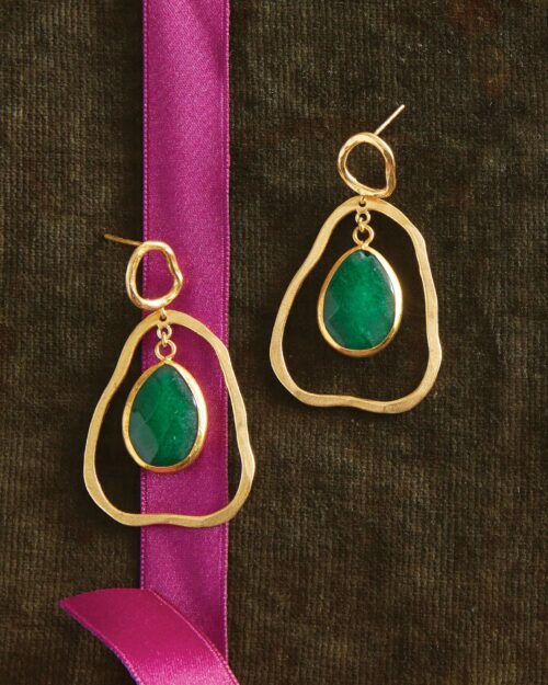 Organic shape dangle earring with Emeralds